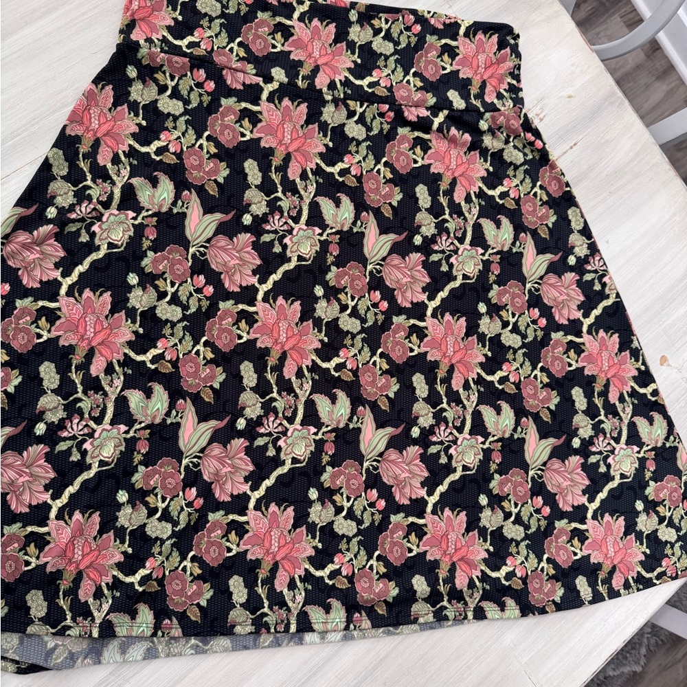 LLR Azure Floral A-Line Mini Skirt in Black and Pink